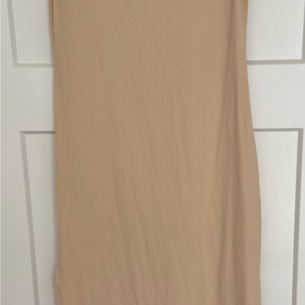 Elegant Tan Sleeveless Dress